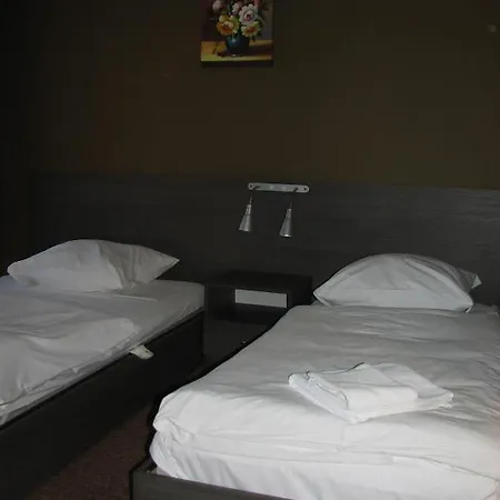 Dworek Mitro منزل للإقامة *