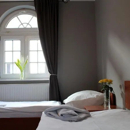 Dworek Mitro * غدينيا