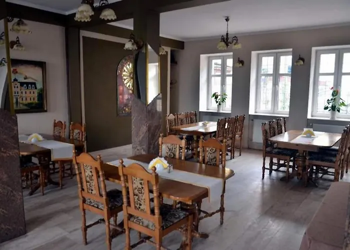 Dworek Mitro Homestay *