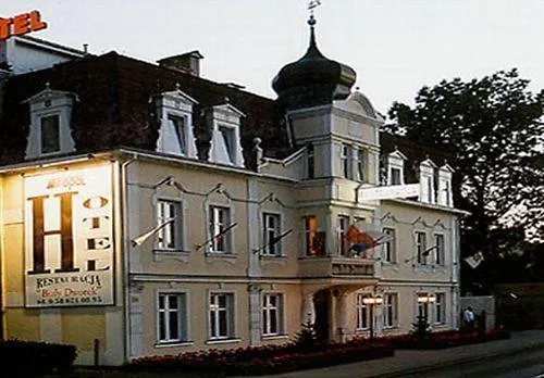 Dworek Mitro Homestay